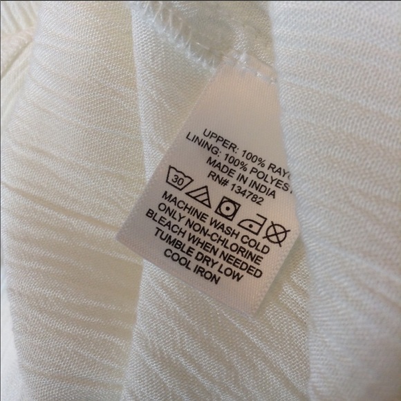 NWT White Pom Pom Trim Long Maxi Dress Size Medium - Picture 9 of 9